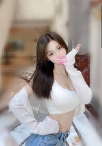 露娜   165cm Ecup 47kg 23歲  日系妹子 想嘗試像成人動畫一樣  被哥哥各種玩弄 一直